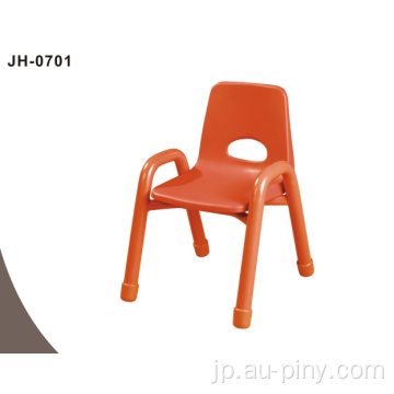 販売のための子供のプラスチック製の椅子